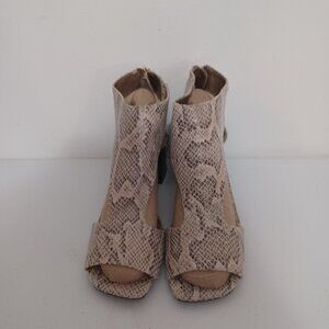 Kenneth Cole reaction shoes women Snake Mix Cut Out Sandal Snake  Shoe Sz 9